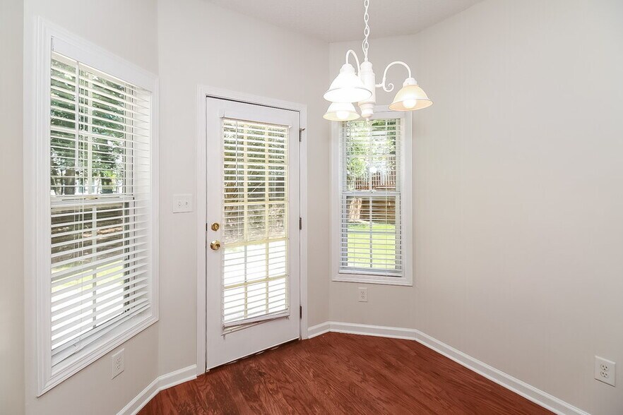 Building Photo - 363 Freeman Forest Dr