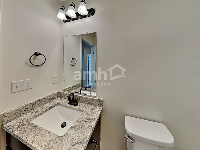 Building Photo - 109 Sandburg Dr