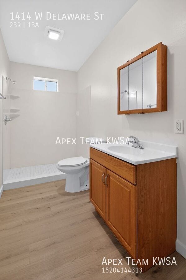 Building Photo - 1414 W Delaware St