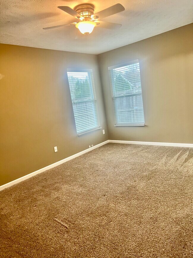 Building Photo - 2118 Erin Ln