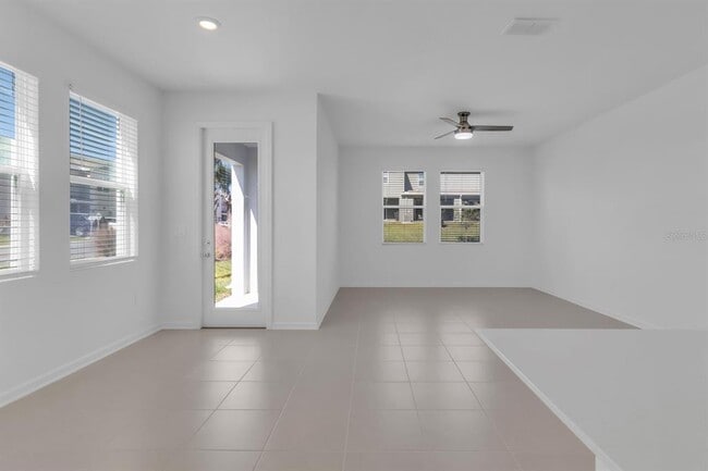 Building Photo - 2803 Maloof Dr