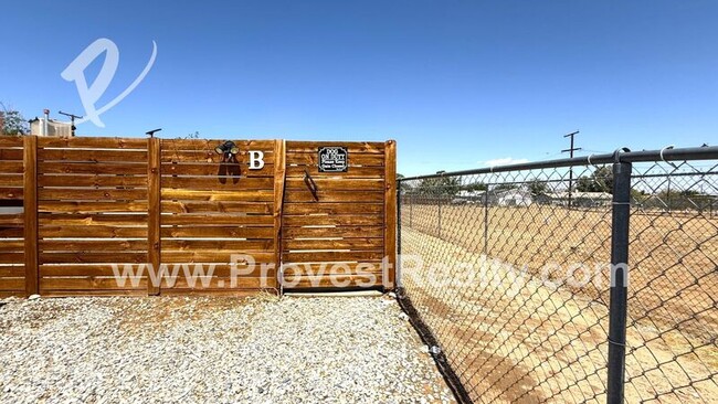 Building Photo - 13108 Algonquin Rd