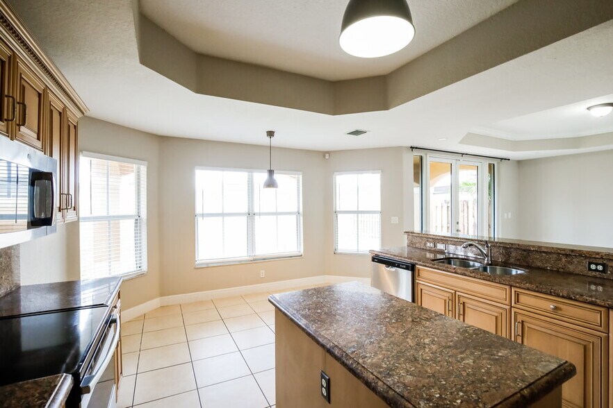 Building Photo - 2801 SW 152nd Ct