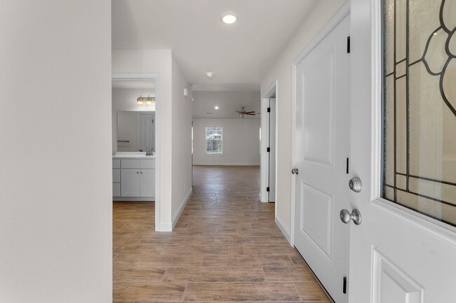 Building Photo - 34/38 Benton Hill