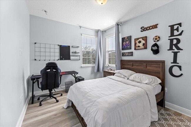 Building Photo - 8746 Crescendo Ave