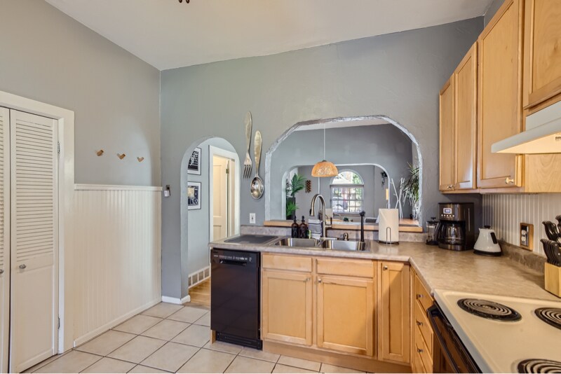 Building Photo - 3546 N Humboldt St