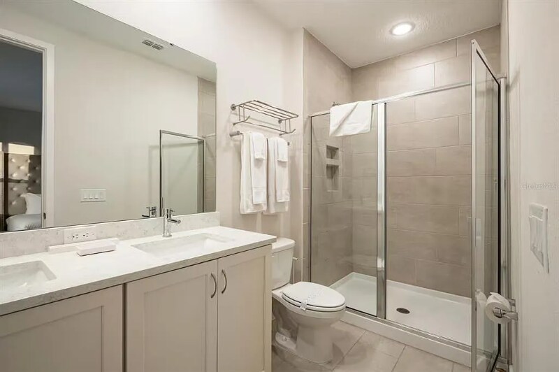 Building Photo - 856 Driving Range Ct