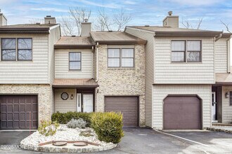 Building Photo - 14 Hialeah