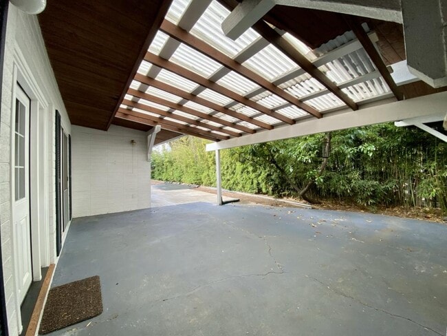 Building Photo - 930 Reddy Ave