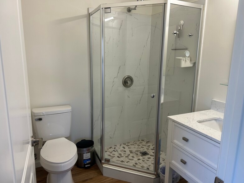 Building Photo - 21921 Halldale Ave