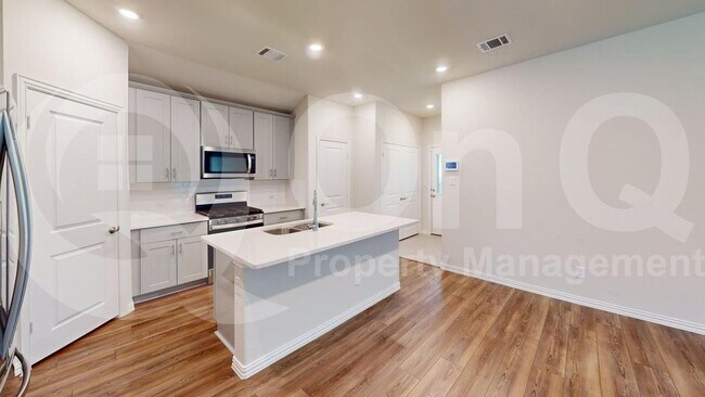 Building Photo - 2876 Brittlebush Dr