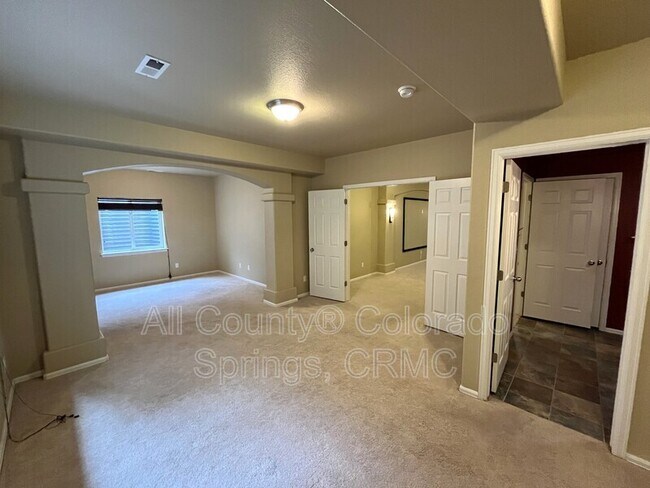 Building Photo - 7803 Guinness Way