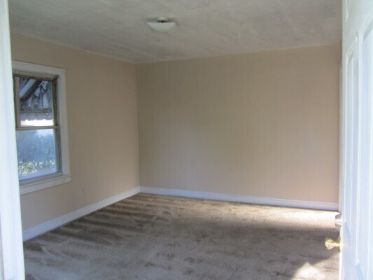 Building Photo - 2317 Ratcliffe Ave