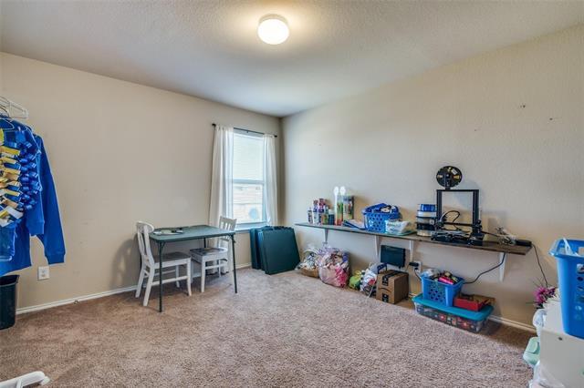 Building Photo - 414 Plum Dr