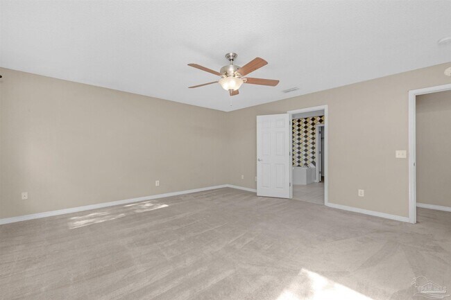 Building Photo - 1484 Longbranch Dr