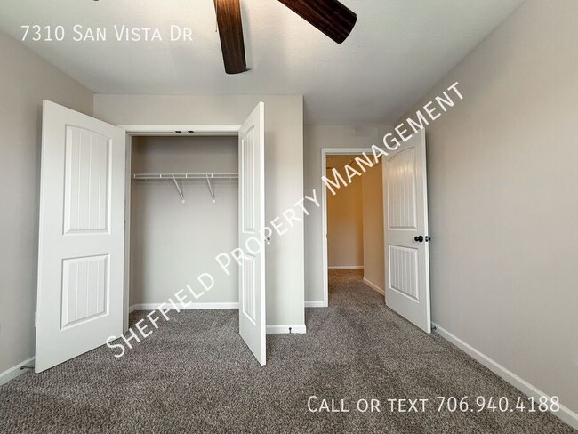 Building Photo - 7310 San Vista Dr