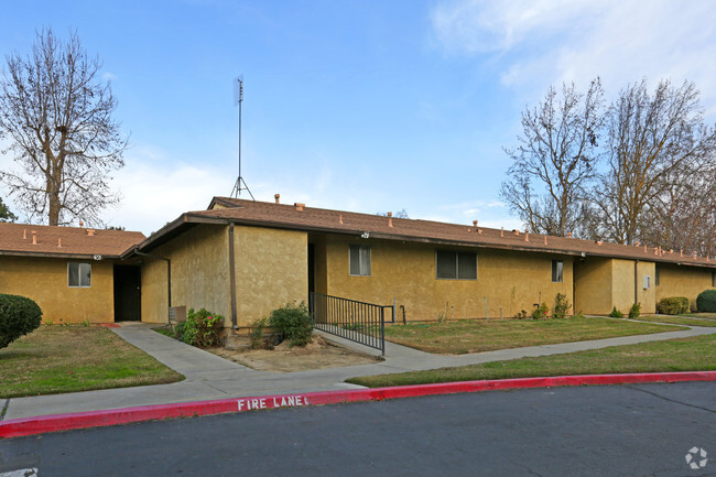 Building Photo - Kerman Garden Apartments