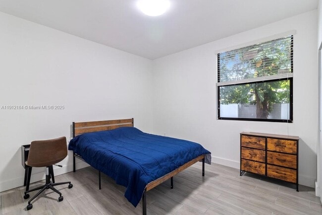 Building Photo - 1544 NW 59th St