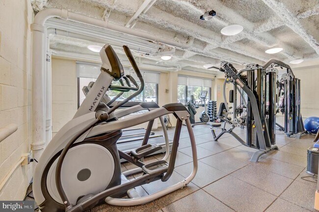 Building Photo - 5410 Connecticut Ave NW