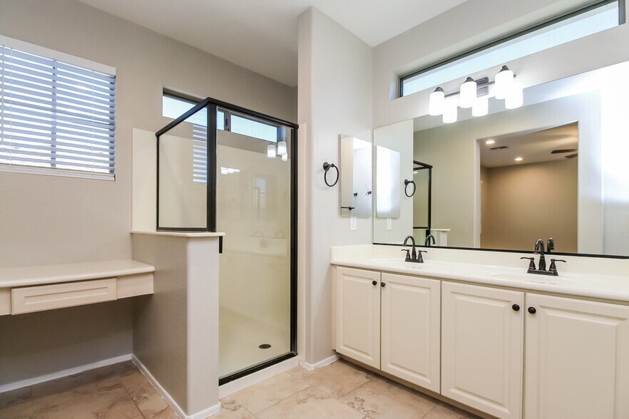 Building Photo - 4463 E Remington Dr