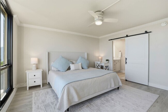 Building Photo - 4253 Bay Beach Ln