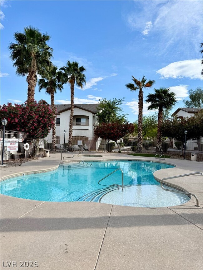 Building Photo - 5655 E Sahara Ave