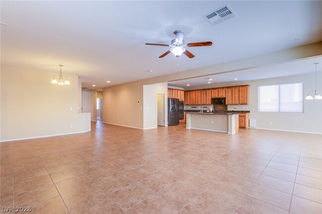 Building Photo - 10119 Amana Oaks Ave