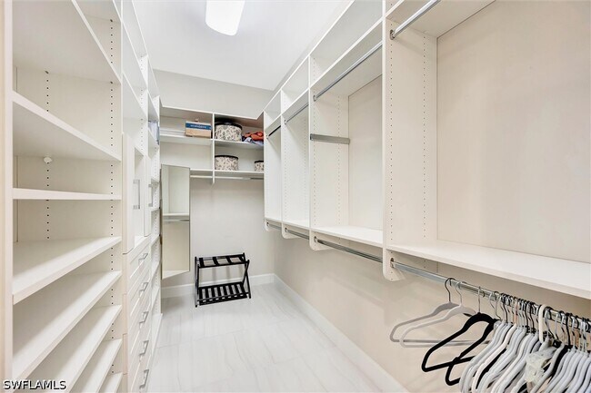 Building Photo - 5743 Highbourne Dr