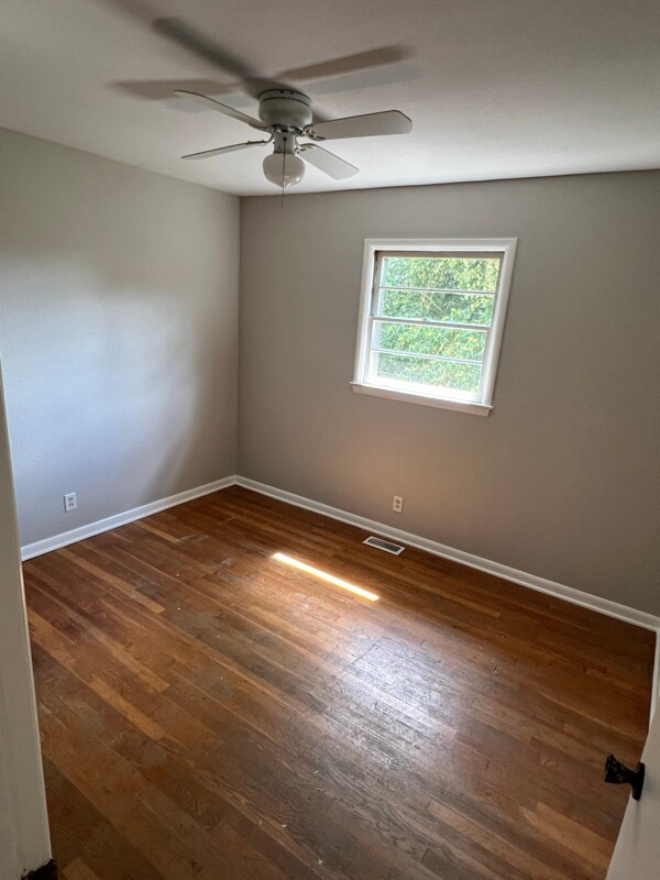 Building Photo - 261 Cheyenne Rd