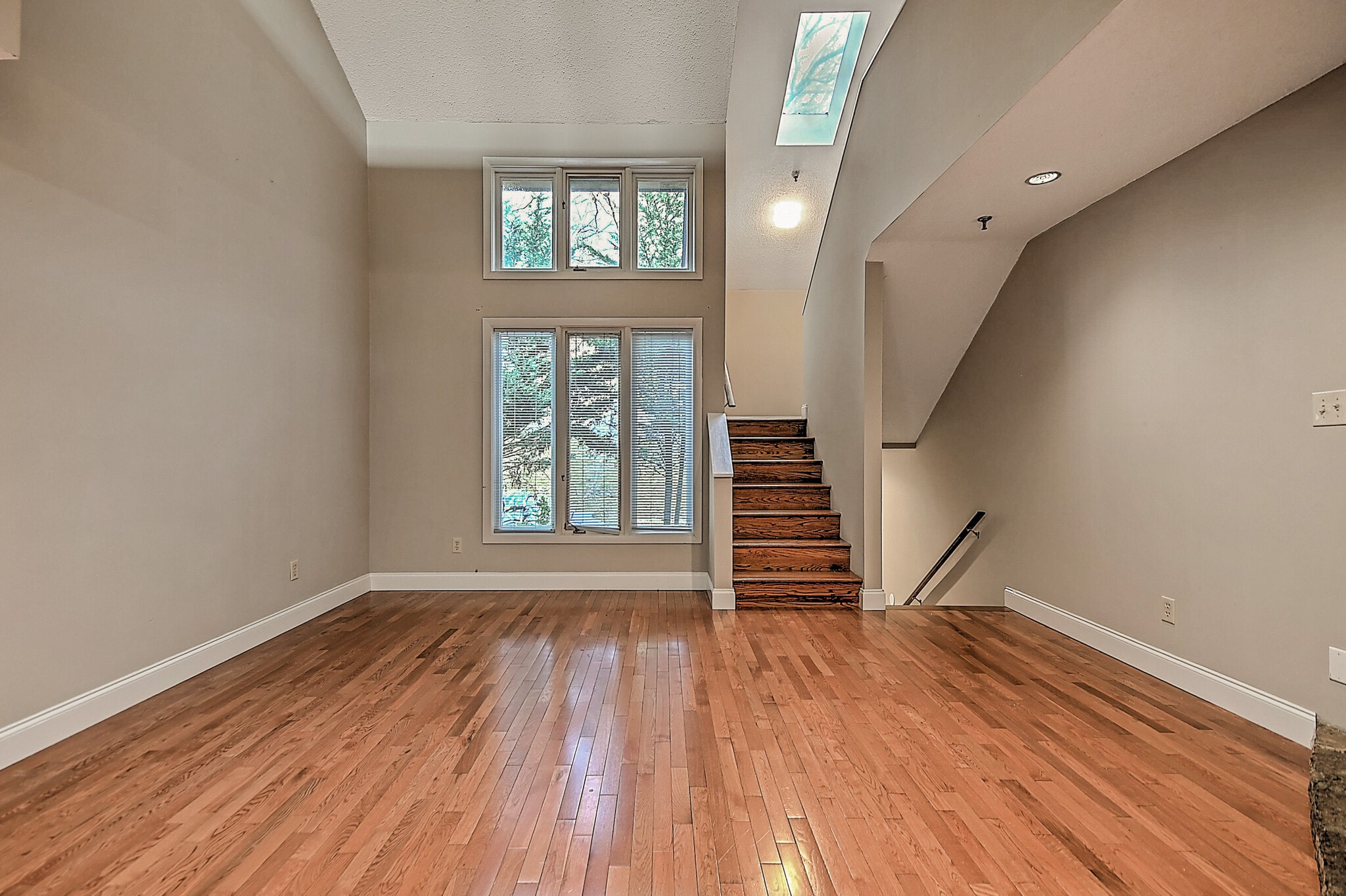 Building Photo - 109 Beechnut St