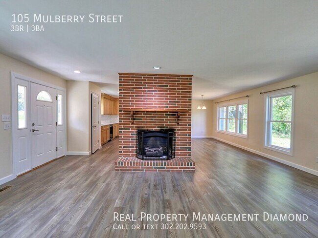 Building Photo - 105 Mulberry St