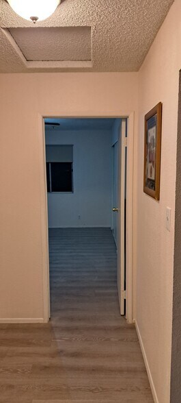 Building Photo - 3221 1/2 Andrita St