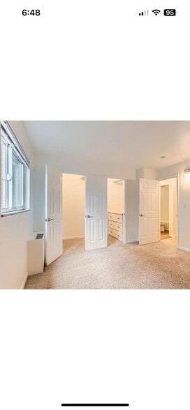 Building Photo - 3009 Madison Ave