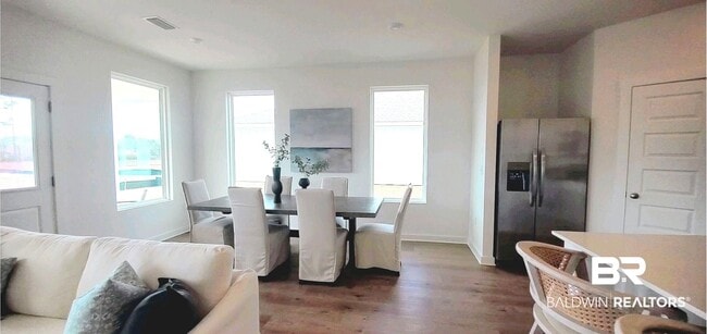 Building Photo - 3840 Casita Cir