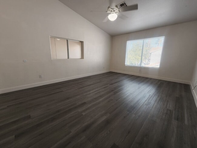 Building Photo - 5264 Island Chain Rd