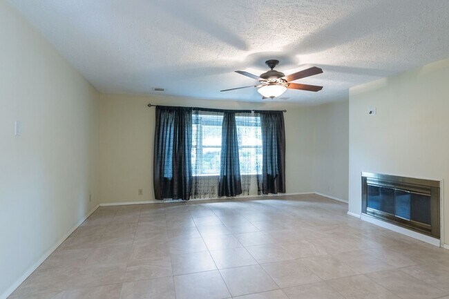 Building Photo - 17423 Baronshire Dr