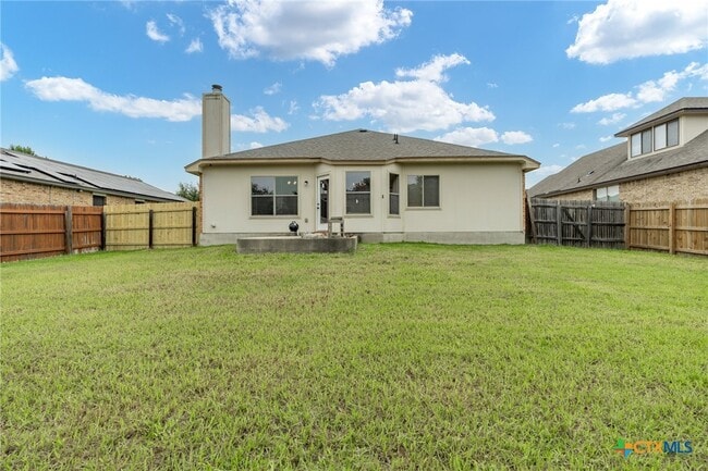 Building Photo - 6711 Bayberry Dr