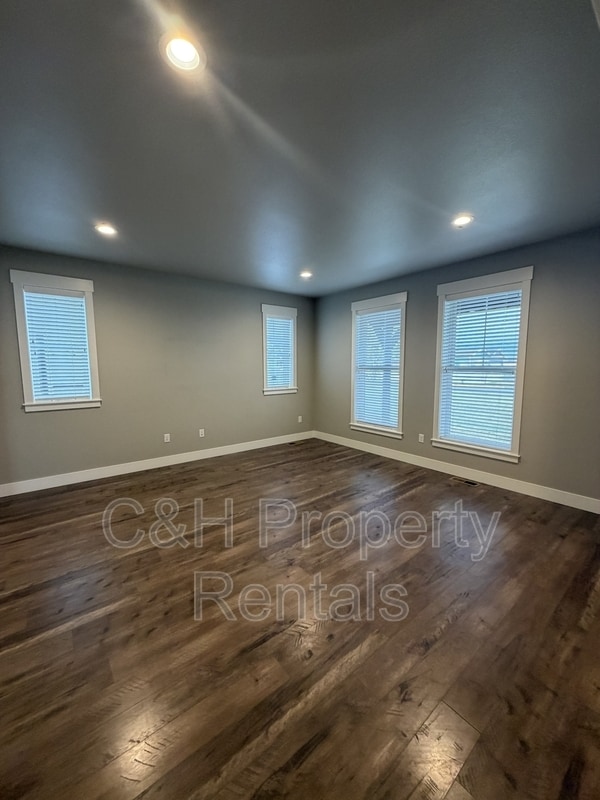 Building Photo - 1826 Walter Creek Blvd