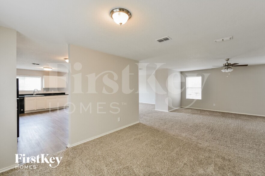 Building Photo - 7711 Caballo Canyon