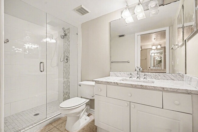 Building Photo - 1575 N Hwy A1A