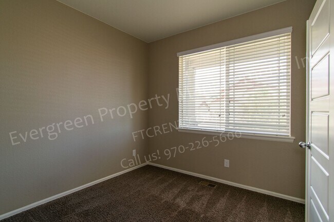 Building Photo - Absolutely Gorgeous 4-Bed Single Family Home in Copper Ridge!