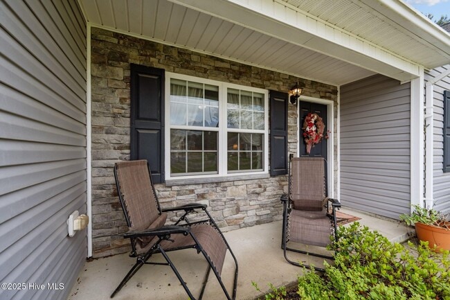 Building Photo - 1006 Hollyfield Ct