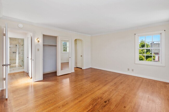 Building Photo - Forest Hill: Bright Updated Single Family Home with Garage, Backyard & Storage