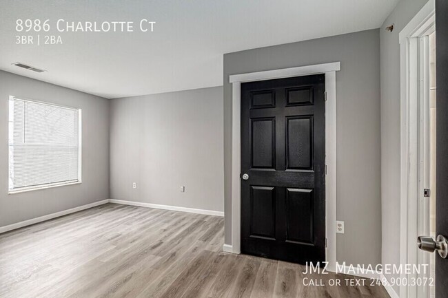 Building Photo - 8986 Charlotte Ct