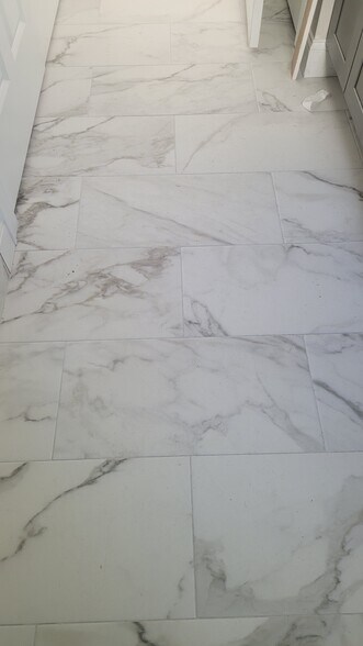 Building Photo - 29 Amaranth Ave