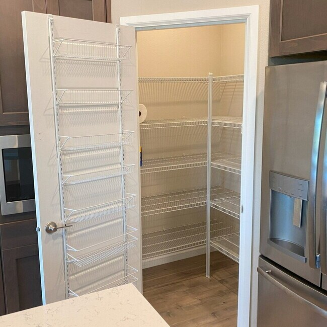 Building Photo - 13741 SE 184th Pl