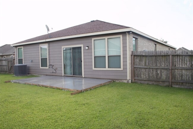 Building Photo - 2711 Cally Ct