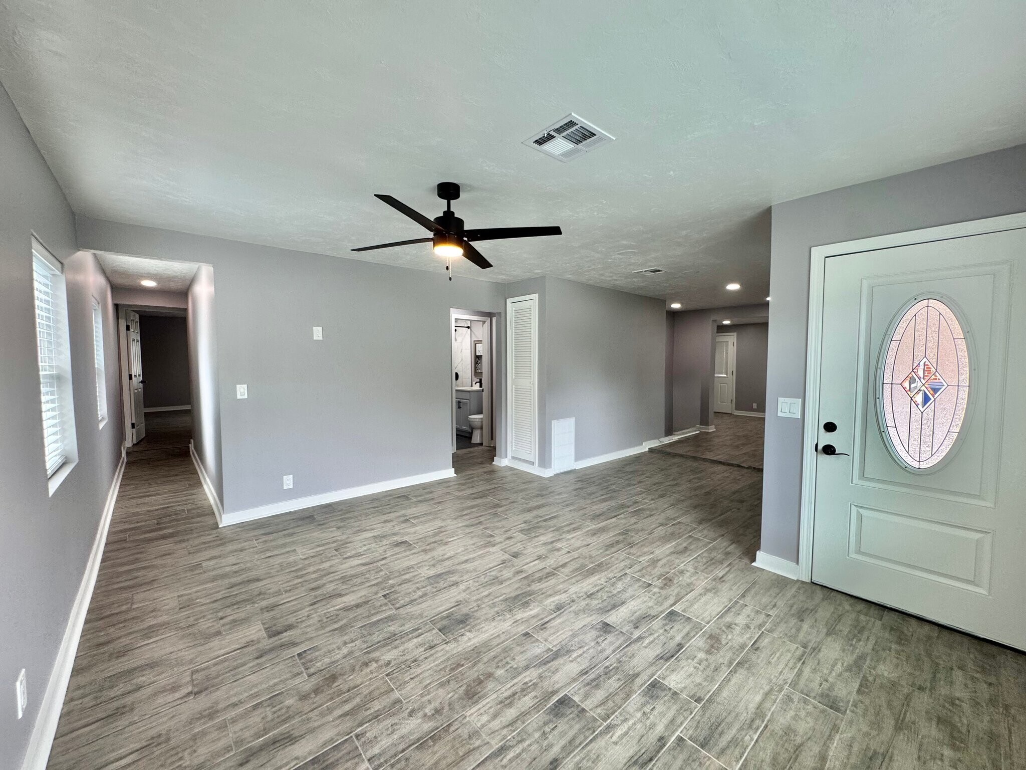 Building Photo - 2144 Westchester Dr