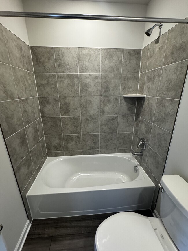 Building Photo - 113 Canning Rd