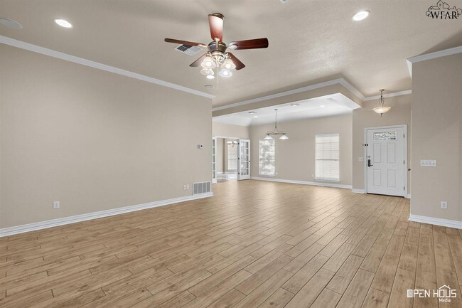Building Photo - 5405 Blazing Star Ln